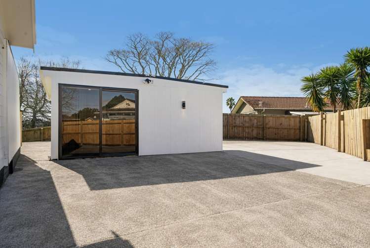14 Mcgreal Place Clendon Park_8