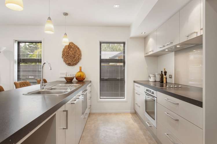 11 The Wickets Hillmorton_5