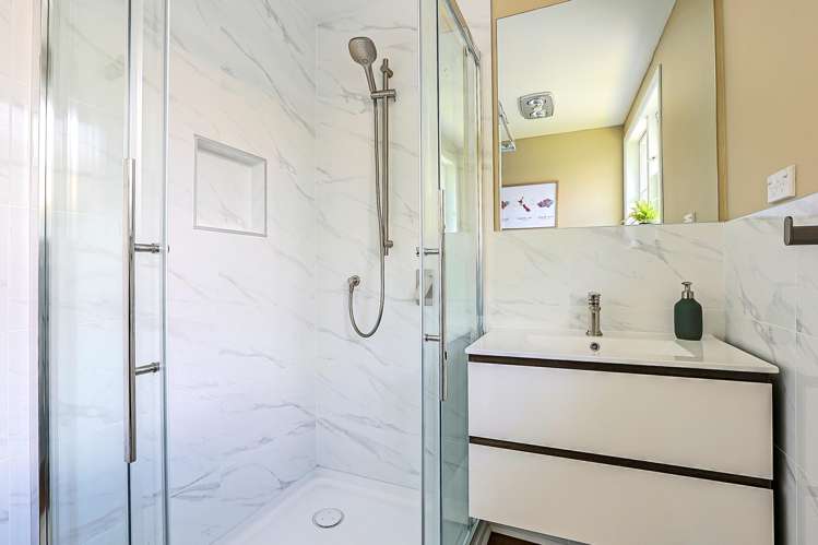 1008 Hood Street Mayfair_9