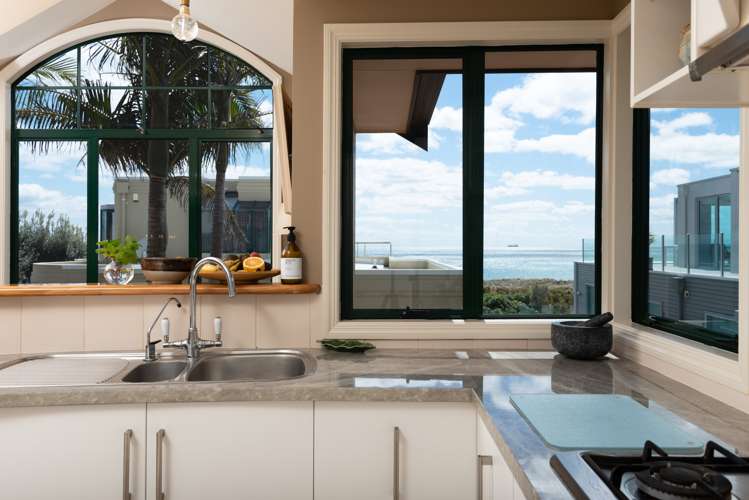 387a Oceanbeach Road Mount Maunganui_2