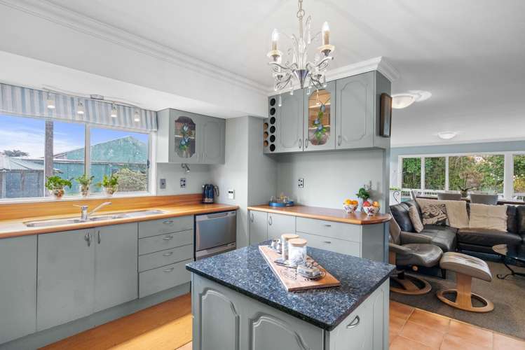 1191-1193 State Highway 1 Te Horo_9