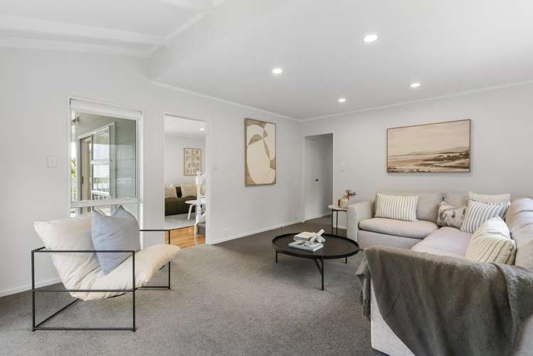 2/68 Matipo Road Mairangi Bay_3