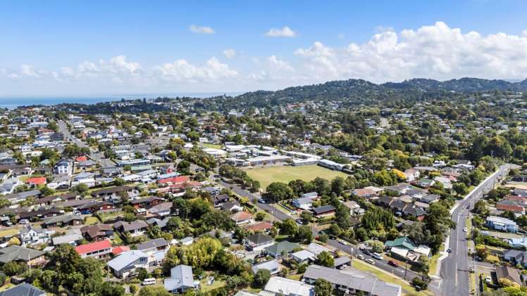 6 Arahoe Road New Lynn_8