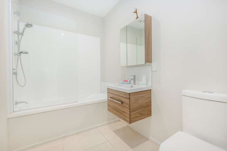 32 Tea Tree Lane Woodridge_15