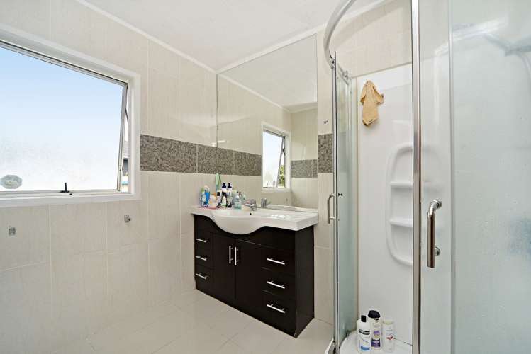 12 Pureora Place Clendon Park_8