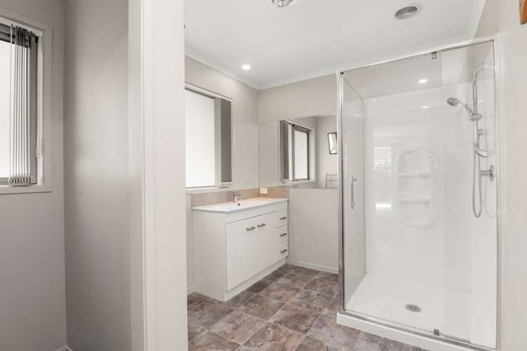 28 Turnberry Close Aongatete_12