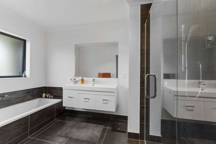 5 Yusef Way Levin_15