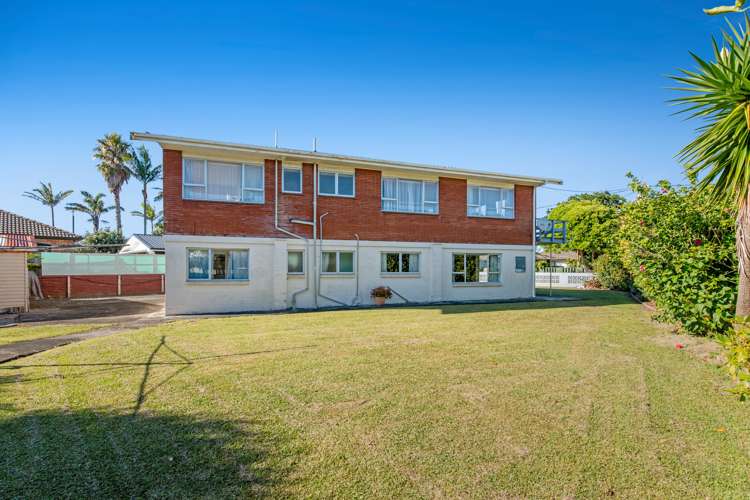 28 Doment Crescent Orewa_11