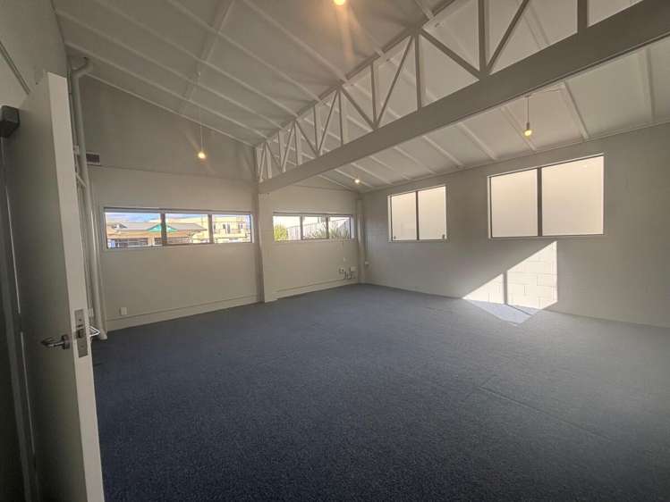 3 Alexander Road Raumati Beach_1