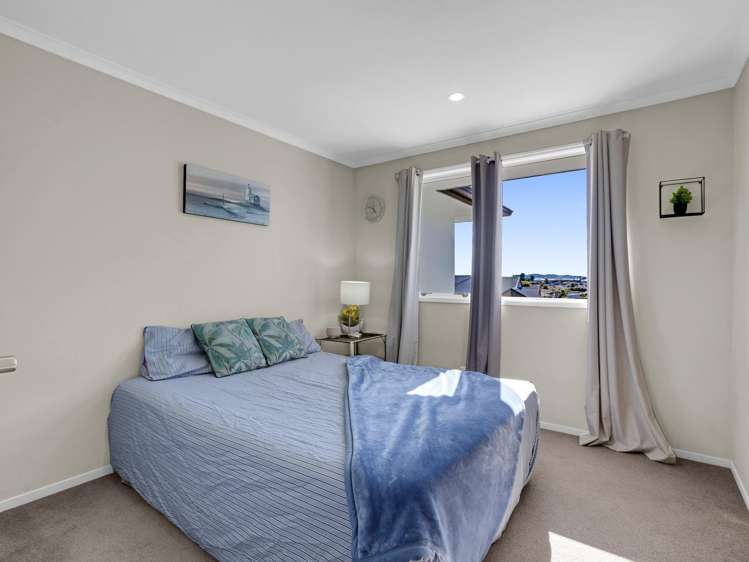 6 Raddington Way Huntington_15