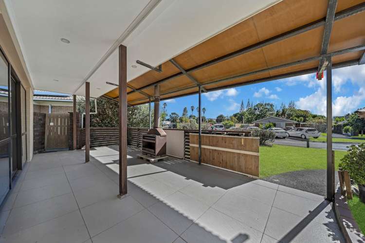 8 Papatahi Place Henderson_14