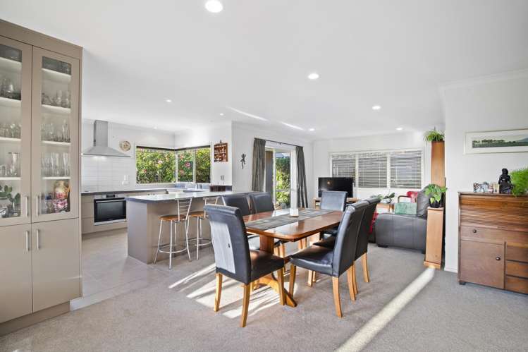 44 Green Lane Pukekohe_11