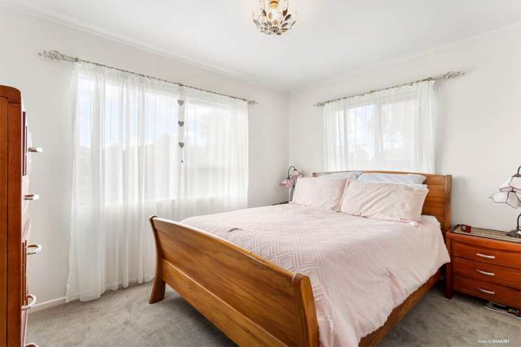 2/46 Lauderdale Road Birkdale_10