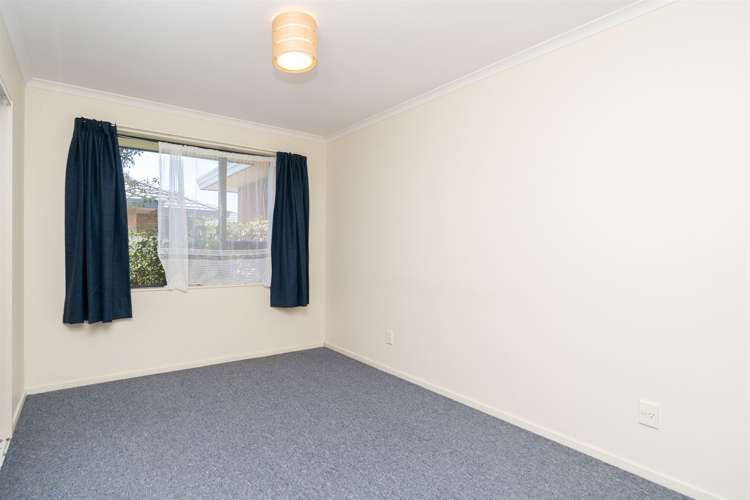 26 Aldershot Place Nawton_13