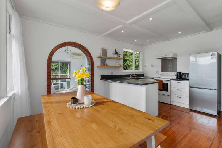 8 Roy Crescent_4