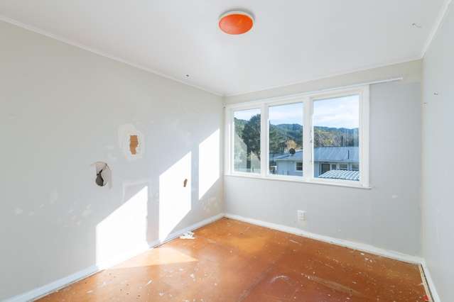 3 Ngaturi Grove Wainuiomata_3