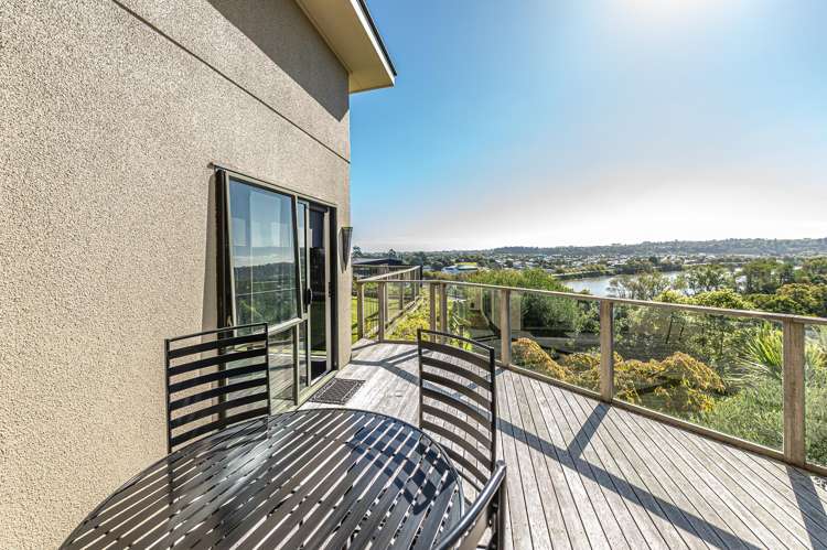 1 Shakespeare Road Bastia Hill_28