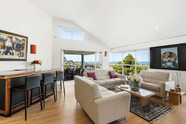 495 & 495A East Coast Road Murrays Bay_1