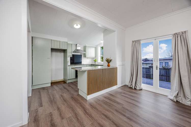35 VICTORIA AVENUE Waiuku_14