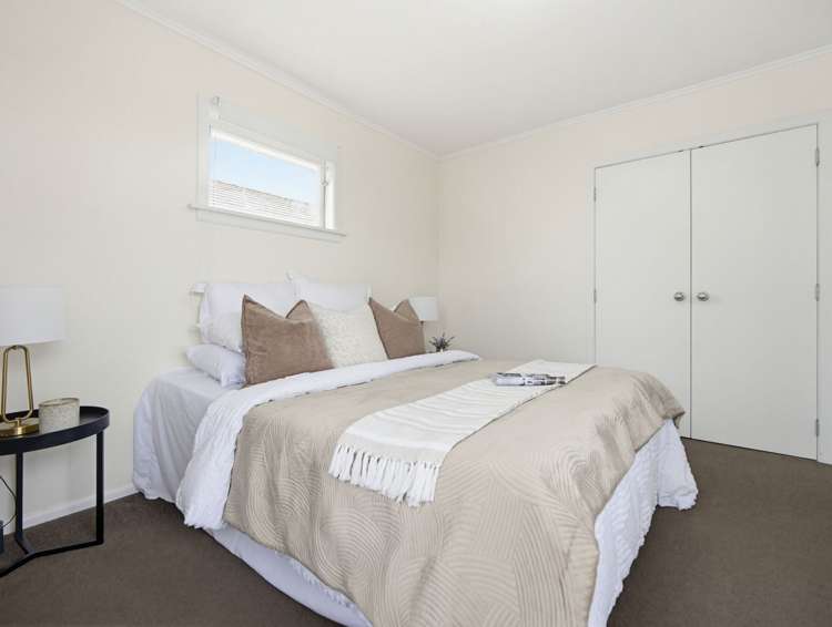 43a York St Hamilton East_12