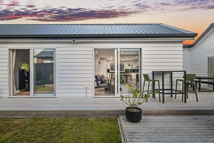 58 Riverhead Point Drive Riverhead_16