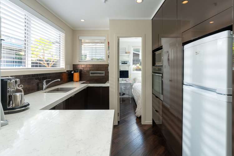 24b Roy Street Newtown_15