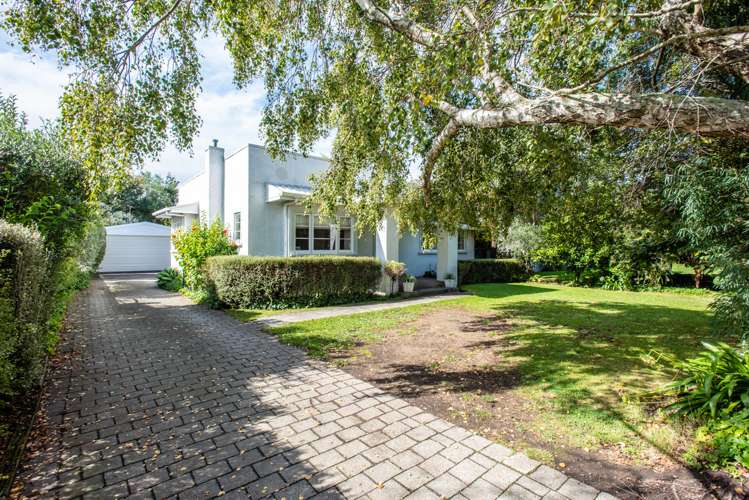 8 Iranui Road Inner Kaiti_25