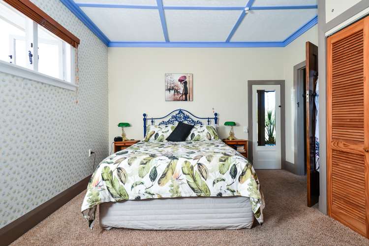 2 Saint Olpherts Avenue Hamilton East_6