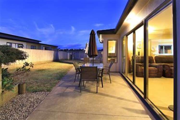24 Dusky Crescent Aotea_20