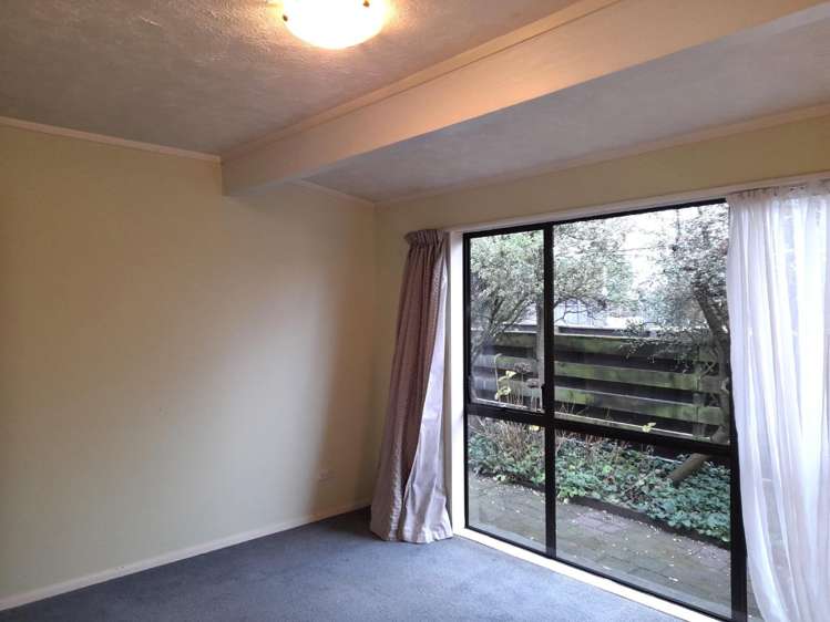 1 Tamatea Road 11209_10
