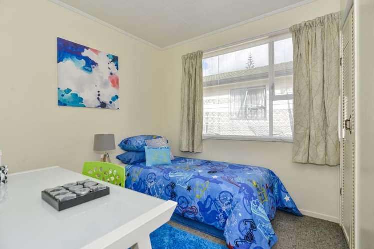 66 Captain Scott Road Glen Eden_8