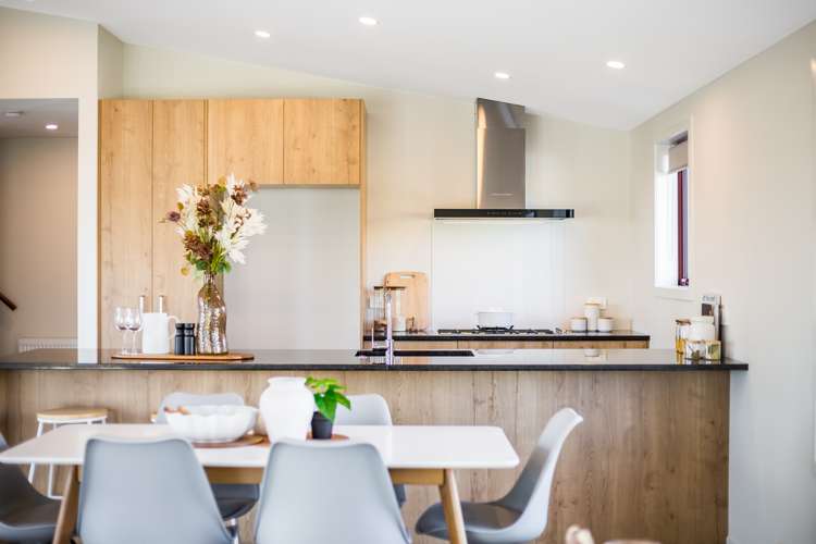 24 Lemonwood Way Woodridge_4