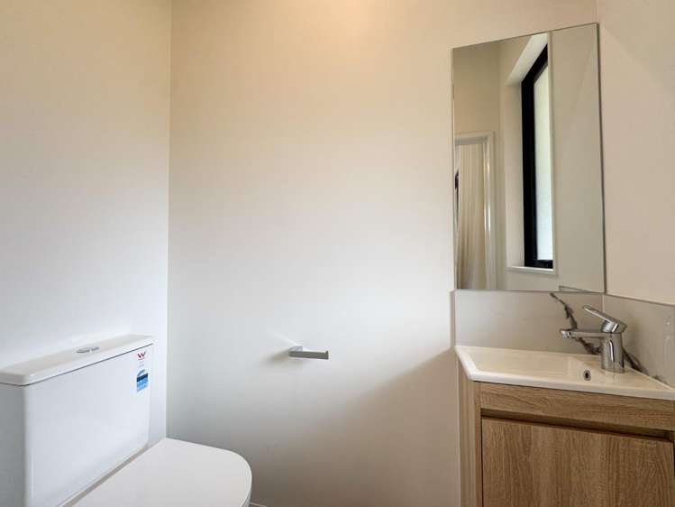 8/8 Lowtherhurst Road 11410_8