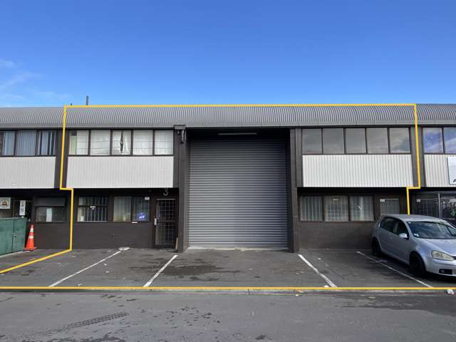 444SQM or 222SQM High Stud Warehouse for Lease