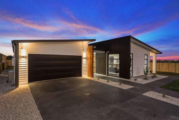 9 Waireka Road Rototuna North_1