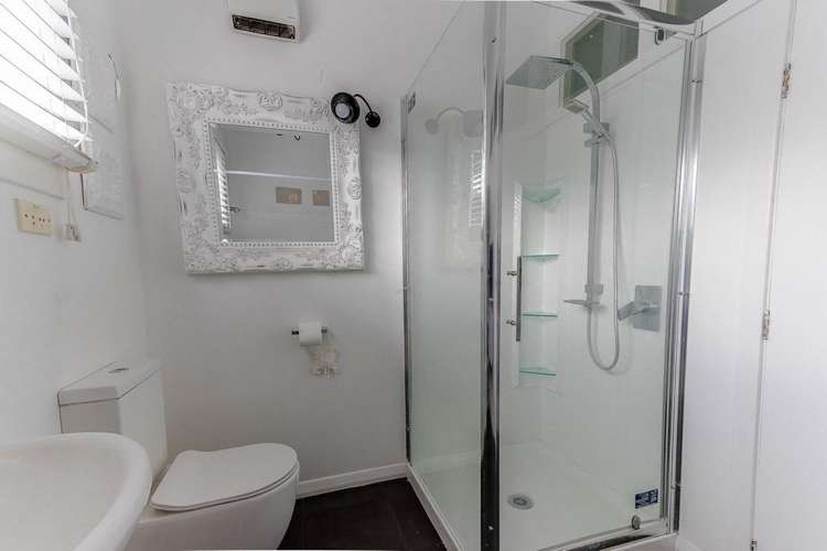 18 Godwin Cres College Estate_10