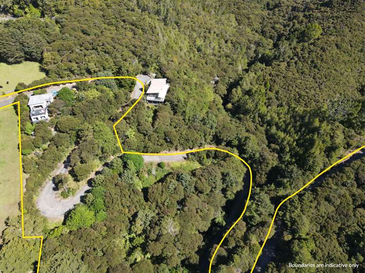 974 Cove Road Waipu_18