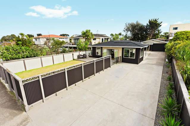 Relaxed Living, Smart Design – Just by the beach