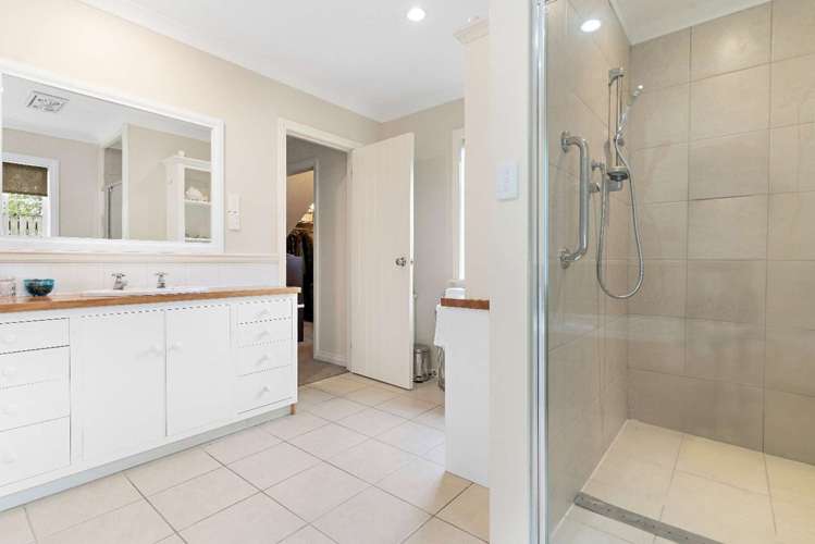 183A High Street Carterton_24