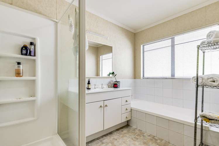 46 Greenfield Drive Western Heights_21