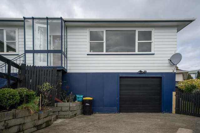 25 Brooker Grove Newlands_1
