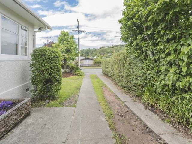 18 Maitland Avenue Stoke_3