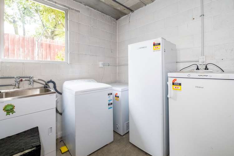 1/61 Evans Street Waimataitai_27