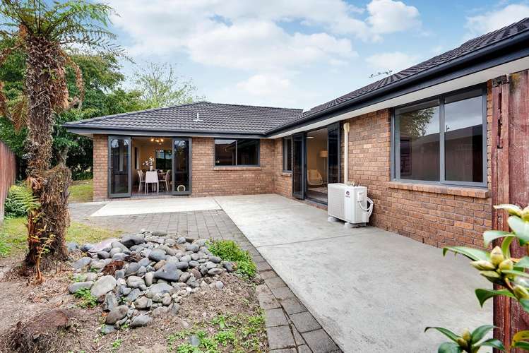 10 Wiltshire Drive Huntington_18