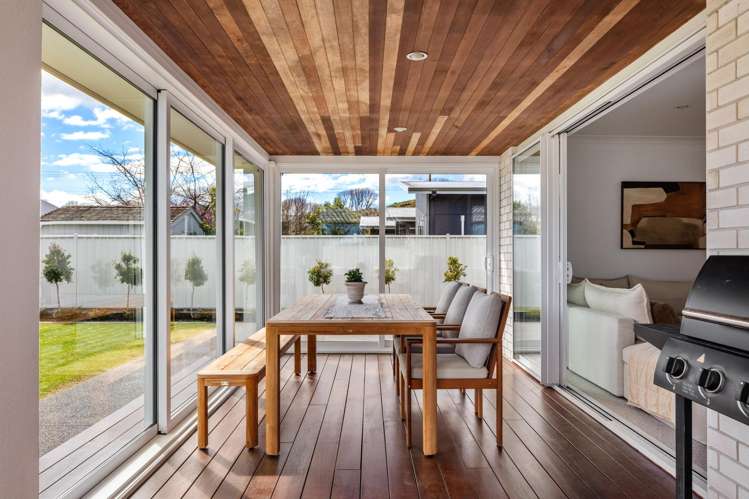 3 Sterling Park Lytton West_9