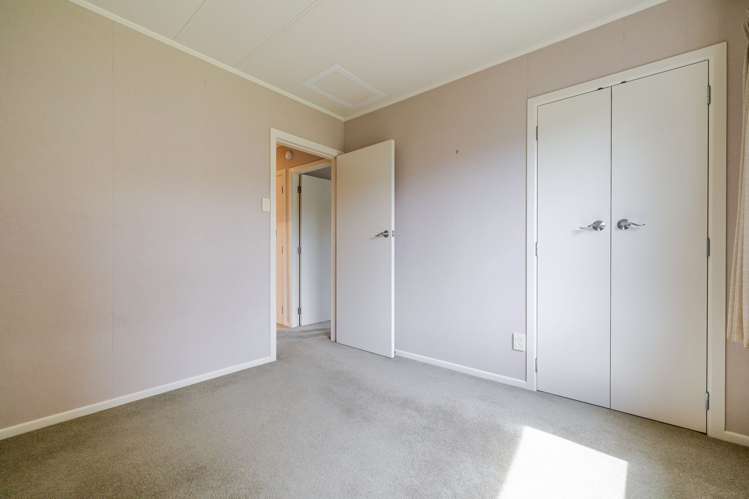 8 Saturn Crescent Milson_21