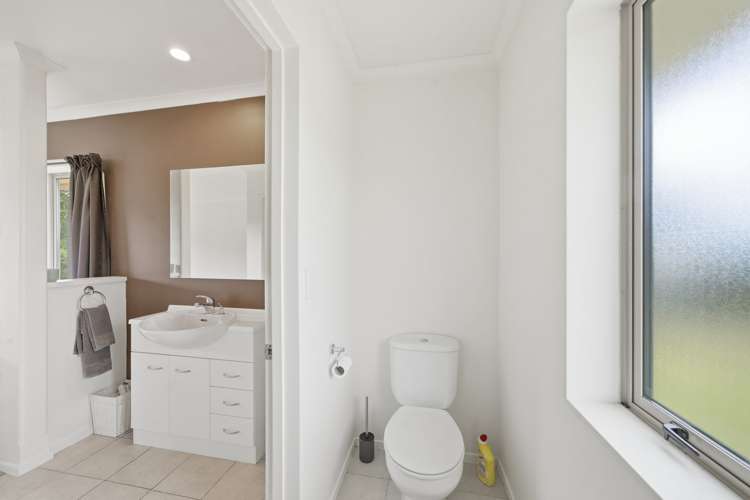 639 Depot Road Burnt Hill_17