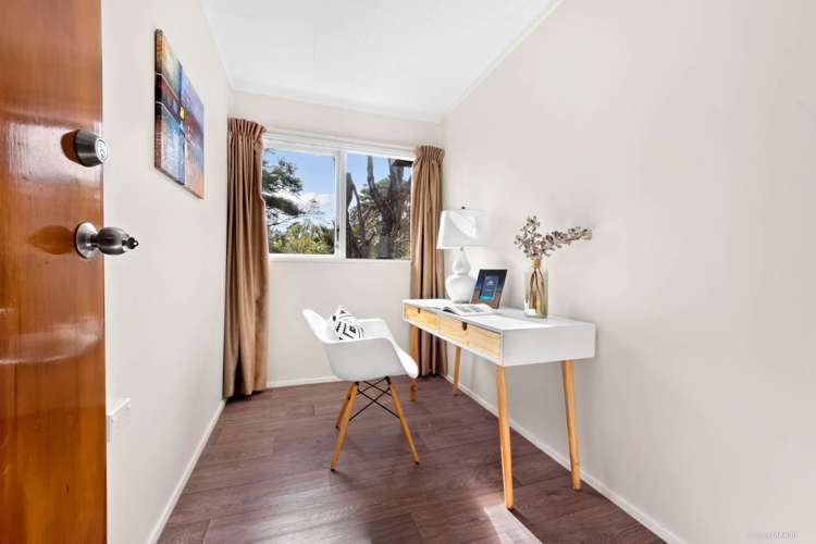 36 Highland Avenue Titirangi_13