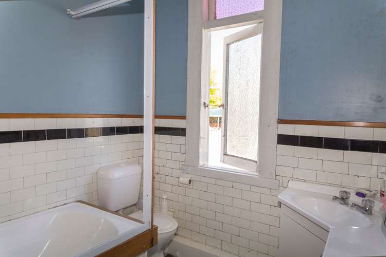 262 High Street Dannevirke_14