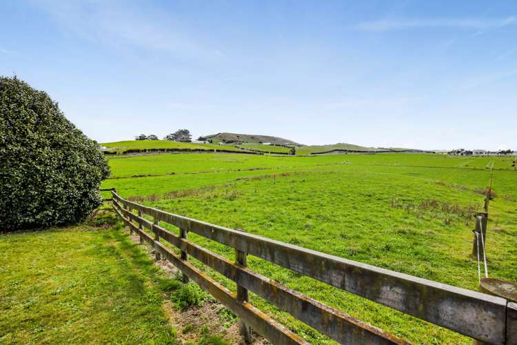 617 Rawhitiroa Road Eltham_33